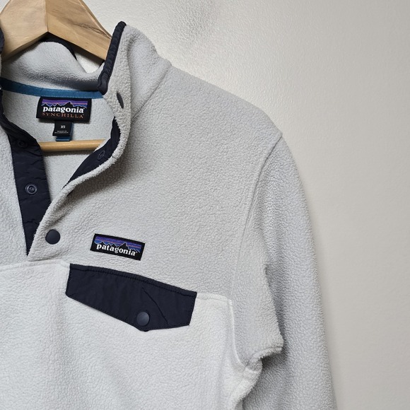 Patagonia Synchilla Snap-T Fleece Pullover XS Women White Gray Poly YGI W4-224 - Picture 2 of 6